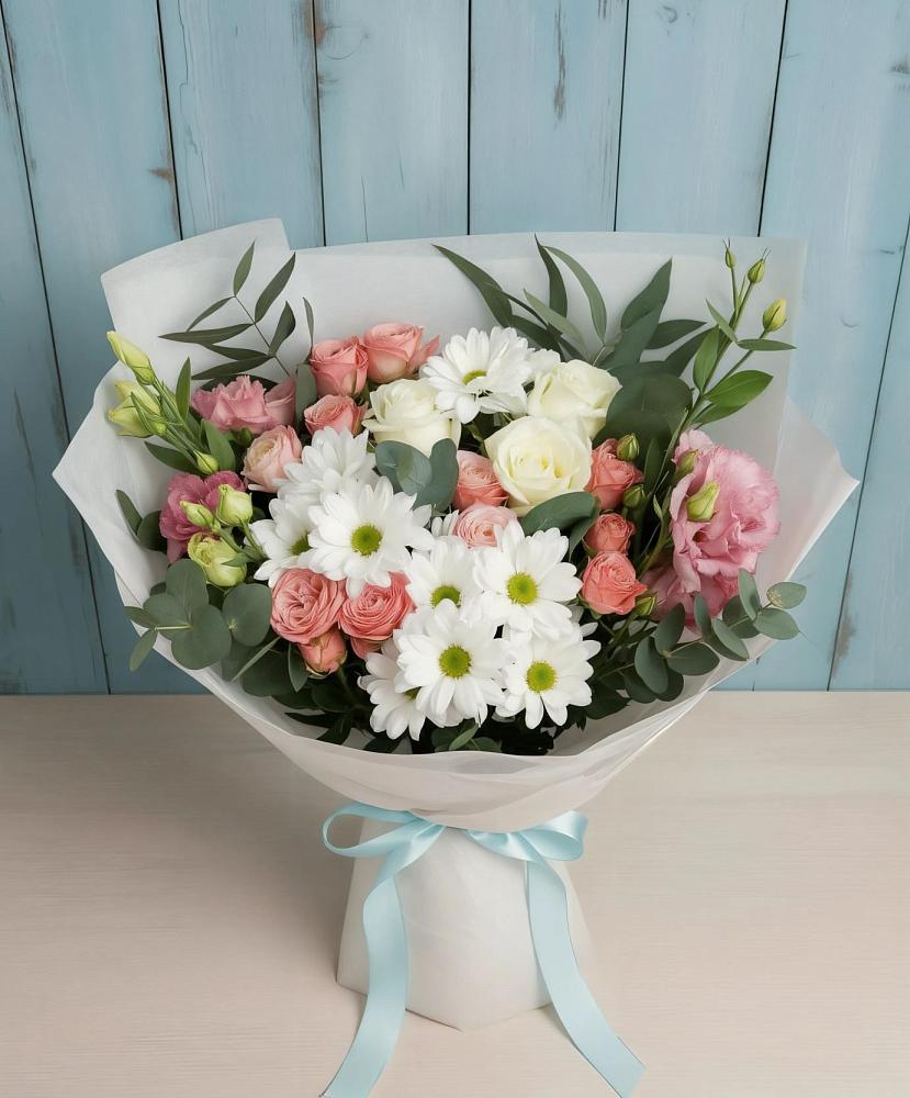 Букет цветов из: Розы, Лизиантусы и Хризантемы в Троицкое