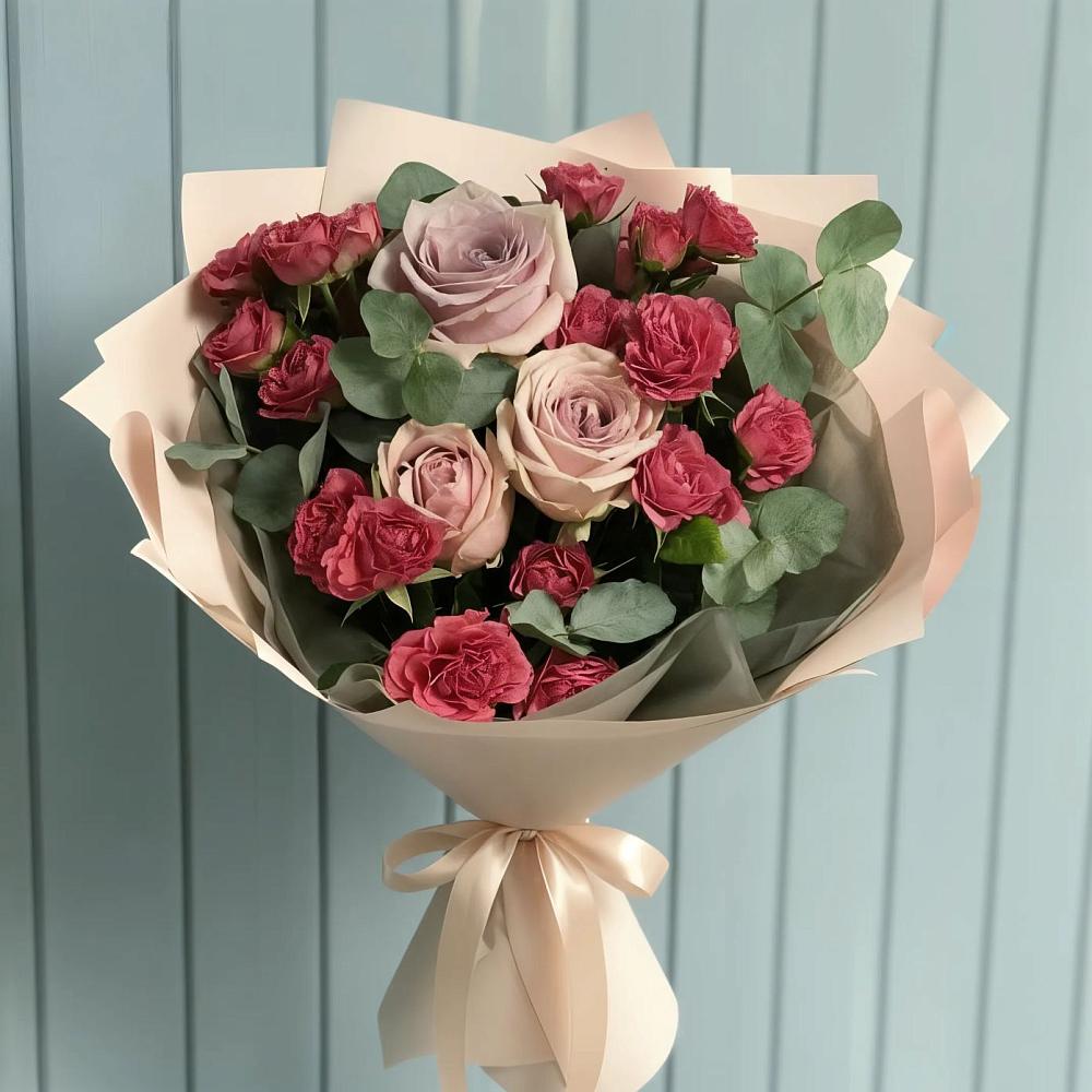 Букет цветов из: Гвоздики и Розы в Троицкое