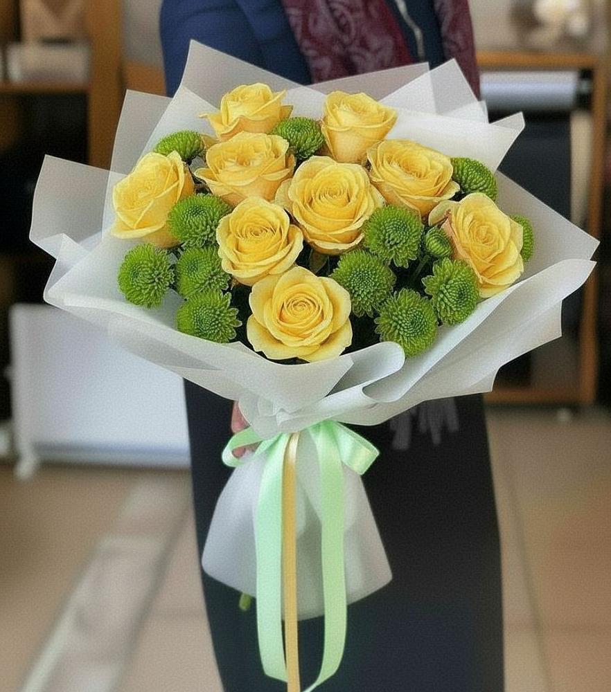 Букет цветов из: Хризантемы и Розы в Троицкое