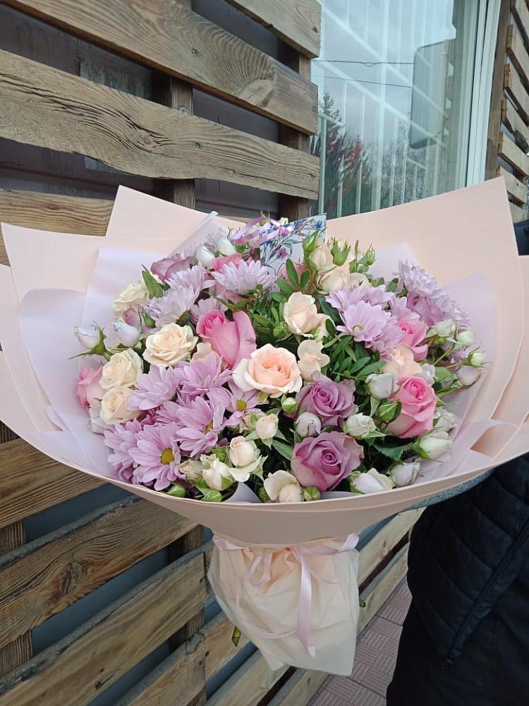 Букет цветов из: Розы и Хризантемы в Троицкое